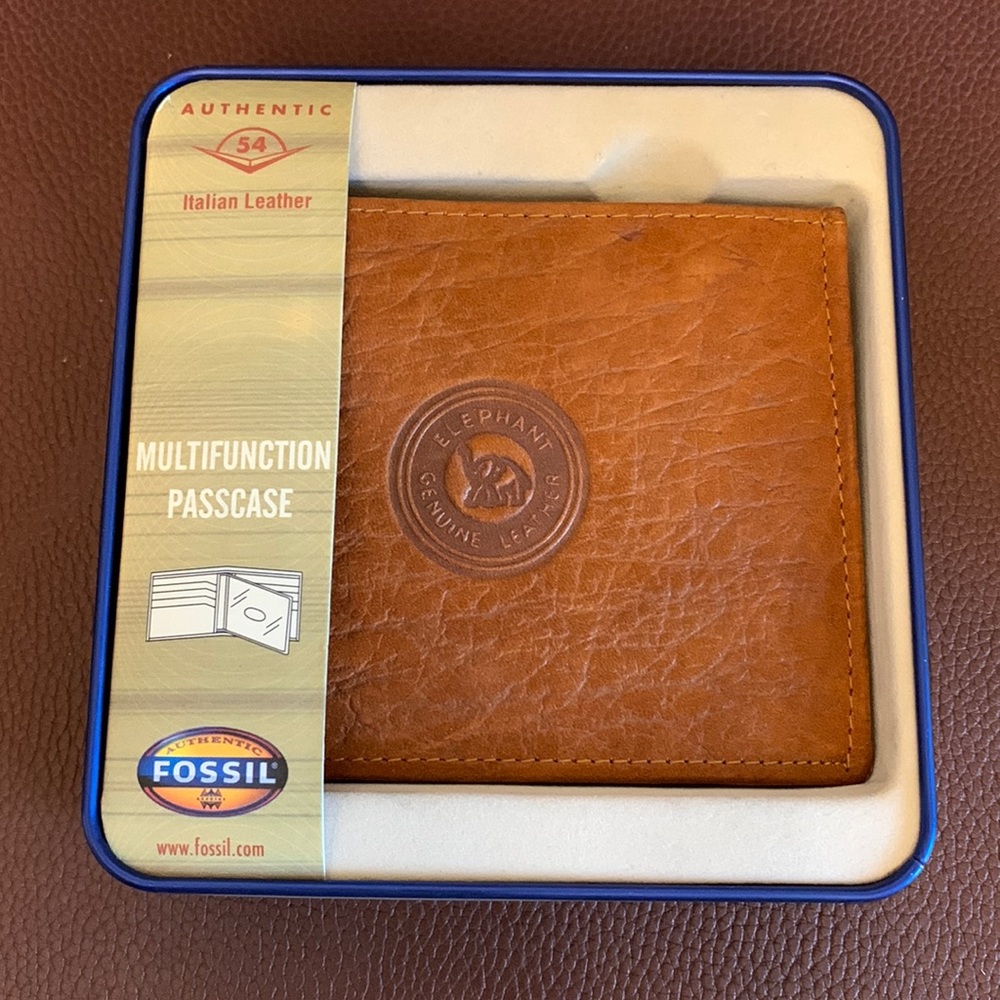 Men’s Fossil Leather Wallet